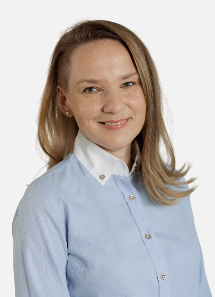 Елена Слонова